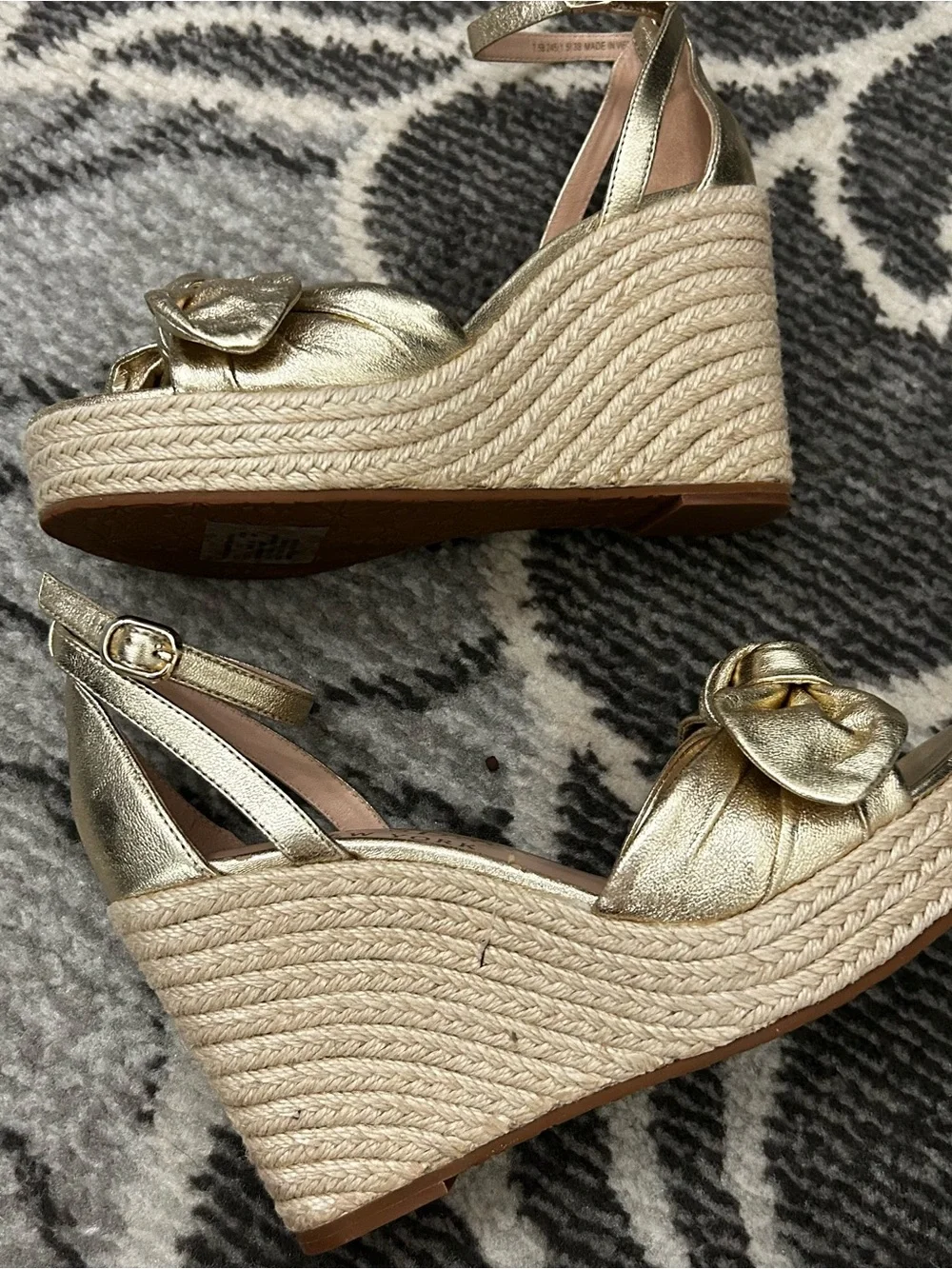 Kate Spade New York Gold Knot Bow Ankle Strap Espadrille Wedges Size 7